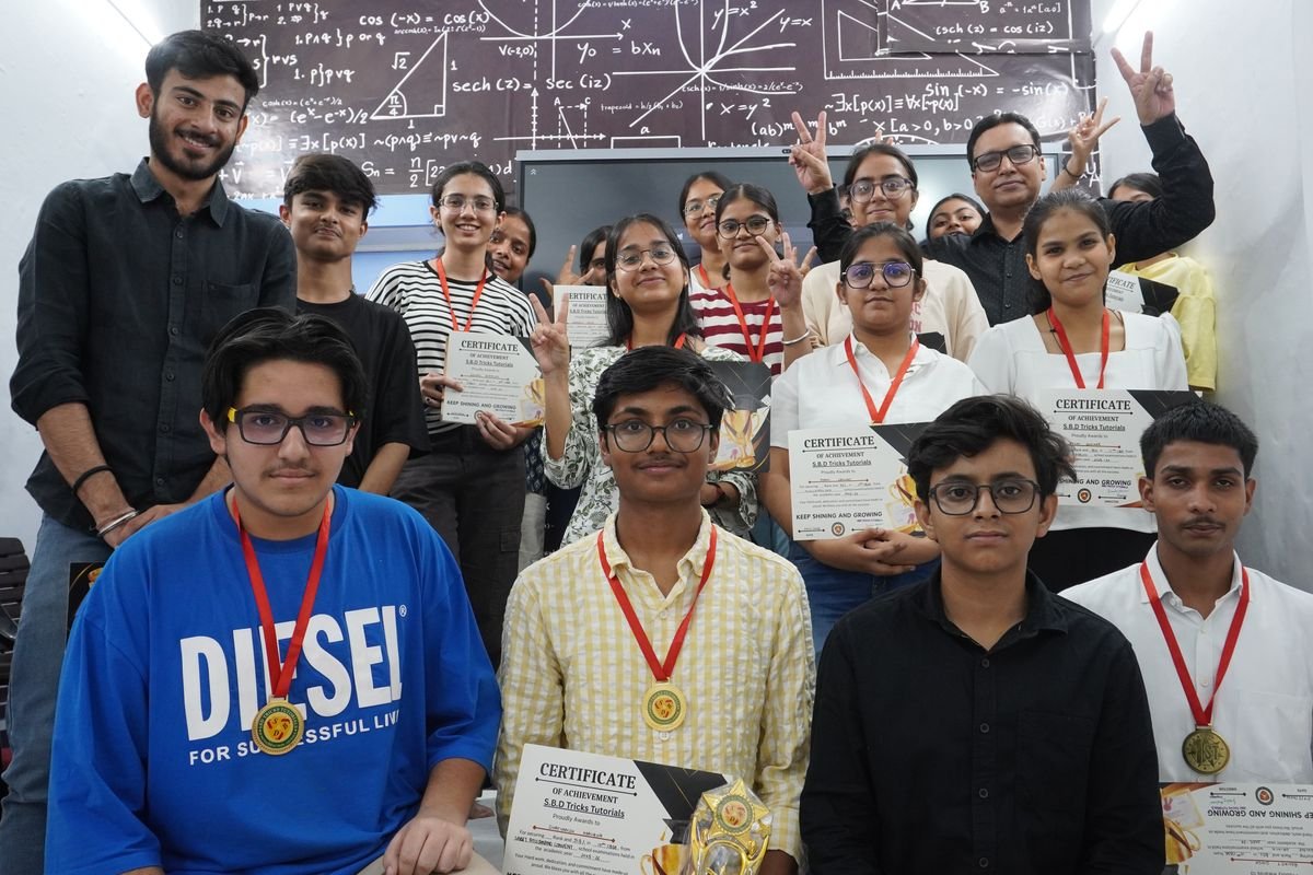 SBD Tricks Tutorials students with their achievement certificates